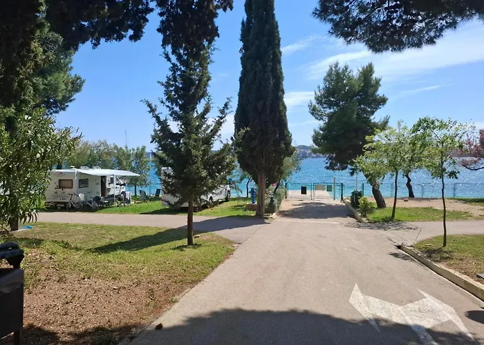 Sunset Cove Seget Trogir