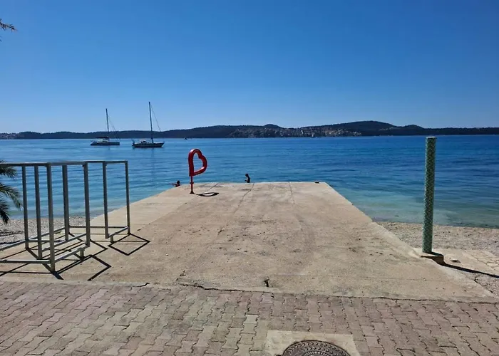 Hostel Sunset Cove Seget *